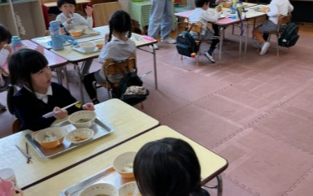 給食スタート！